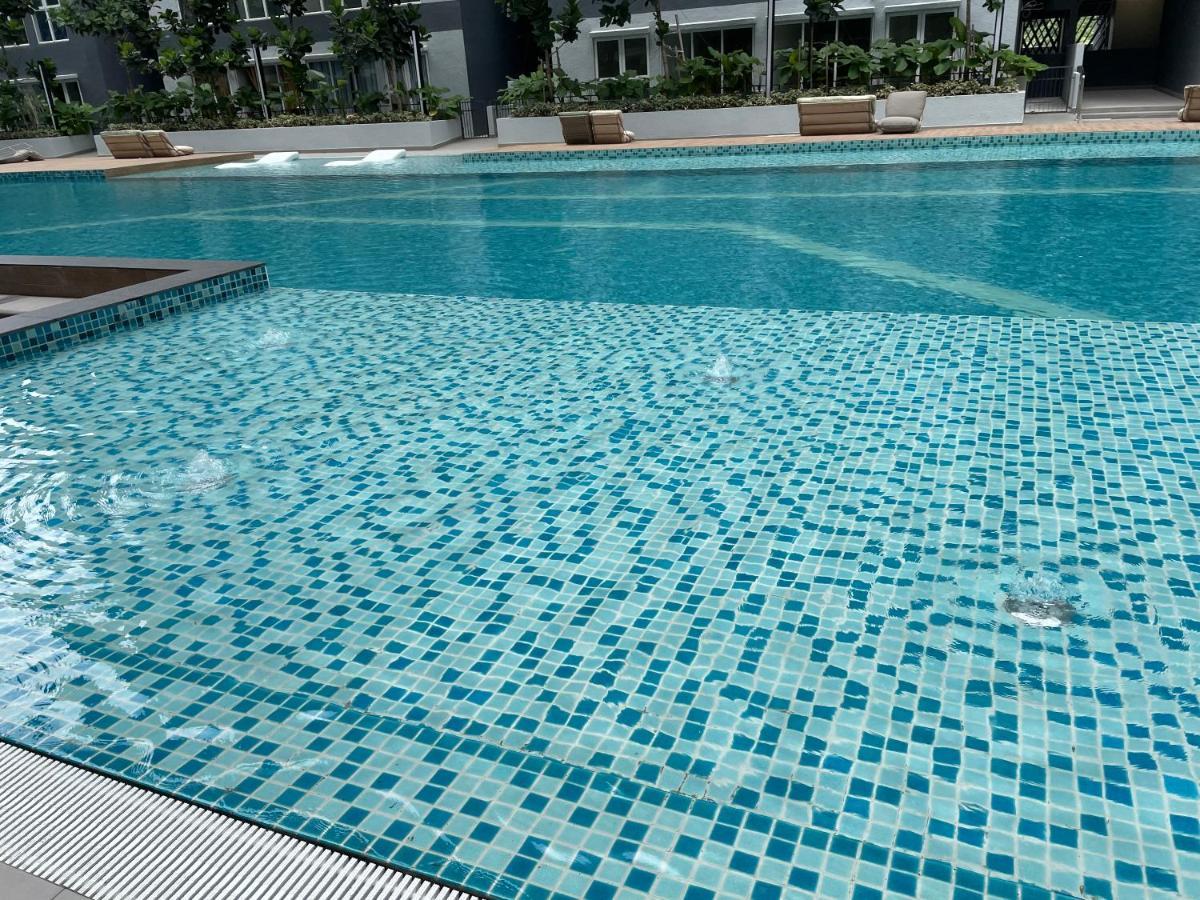 Has Hills Residence - 2 Bedrooms Condo With Wifi Kajang Eksteriør billede