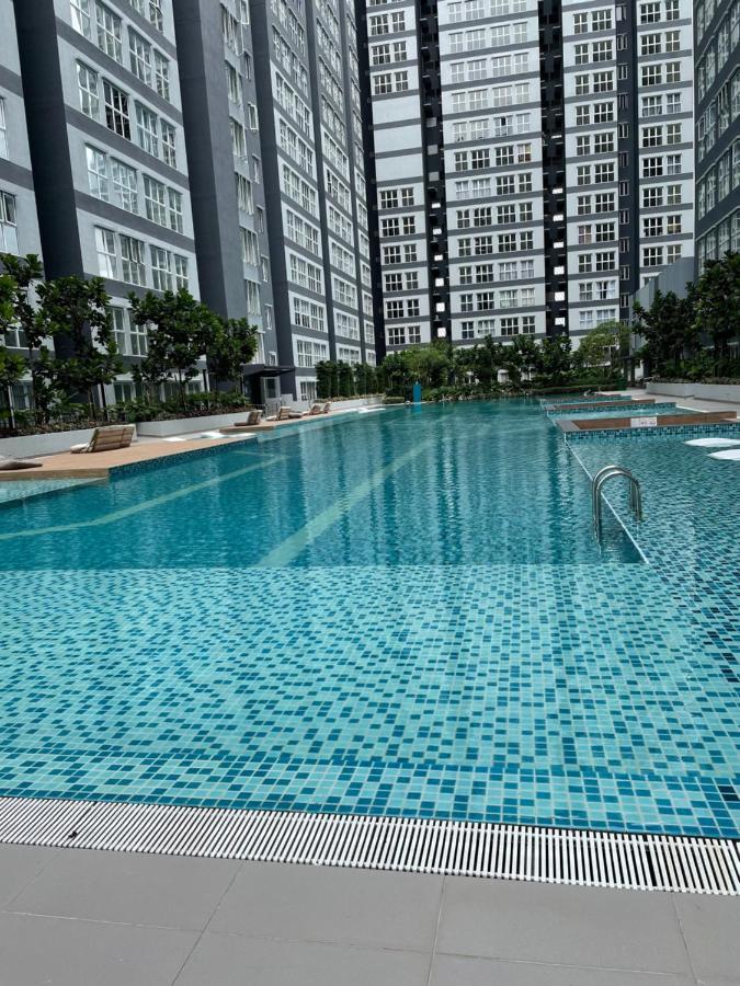 Has Hills Residence - 2 Bedrooms Condo With Wifi Kajang Eksteriør billede