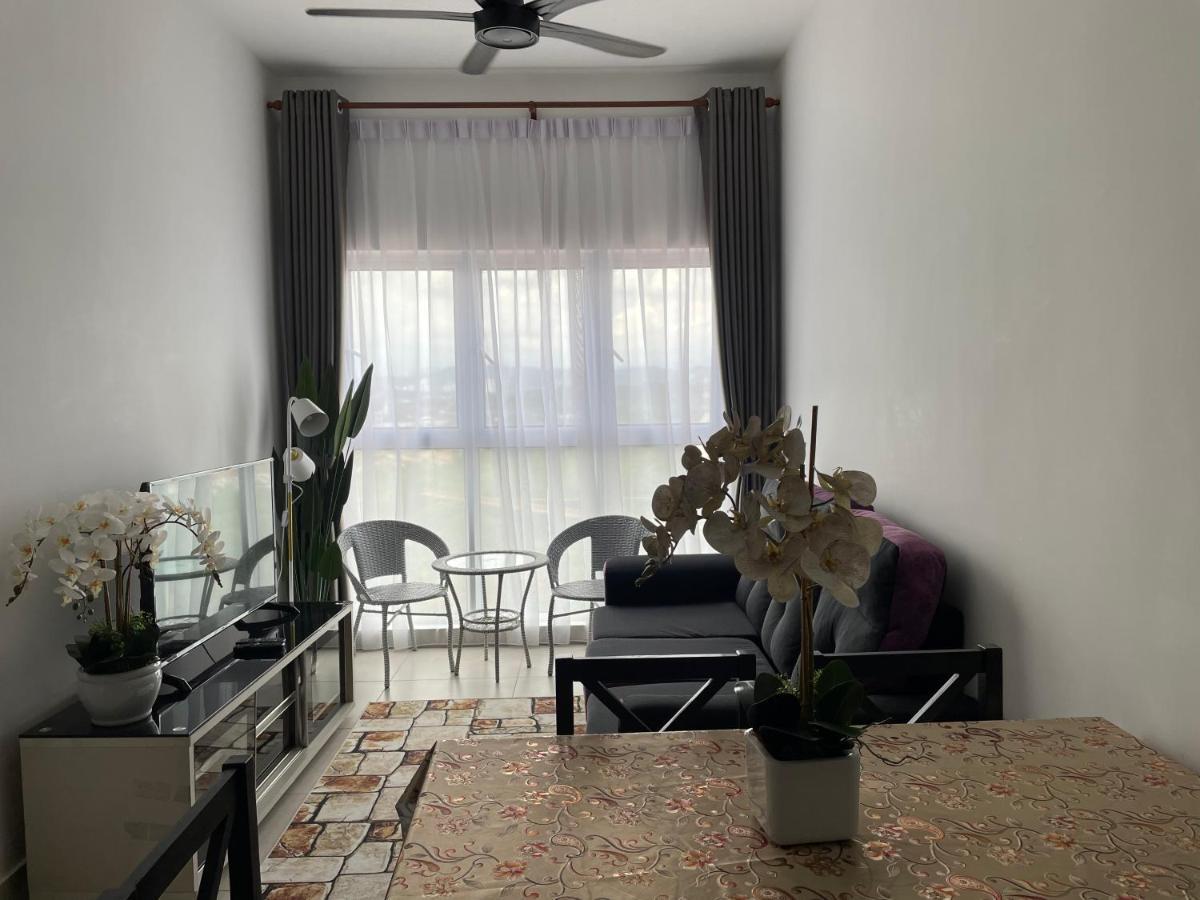 Has Hills Residence - 2 Bedrooms Condo With Wifi Kajang Eksteriør billede